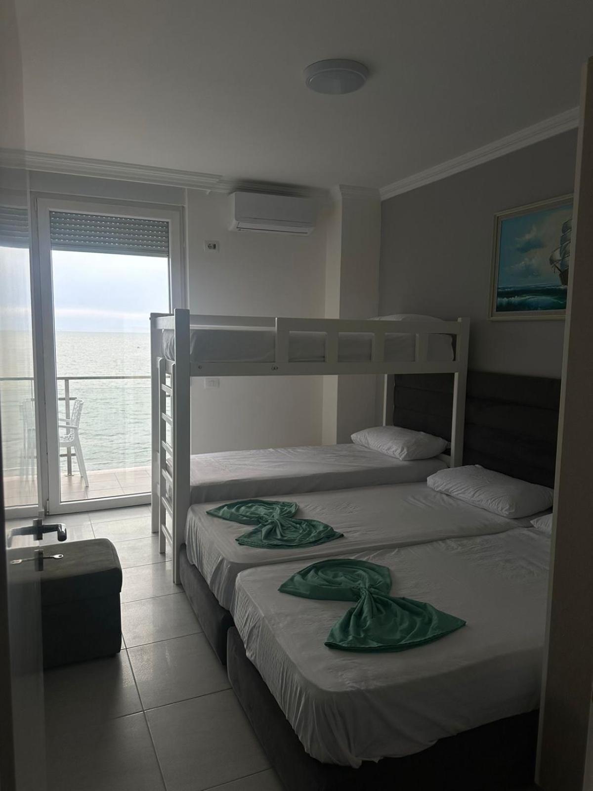 Holiday Home Shengjin Exterior photo